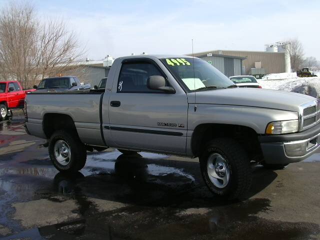 2001 Dodge Ram Pickup Base