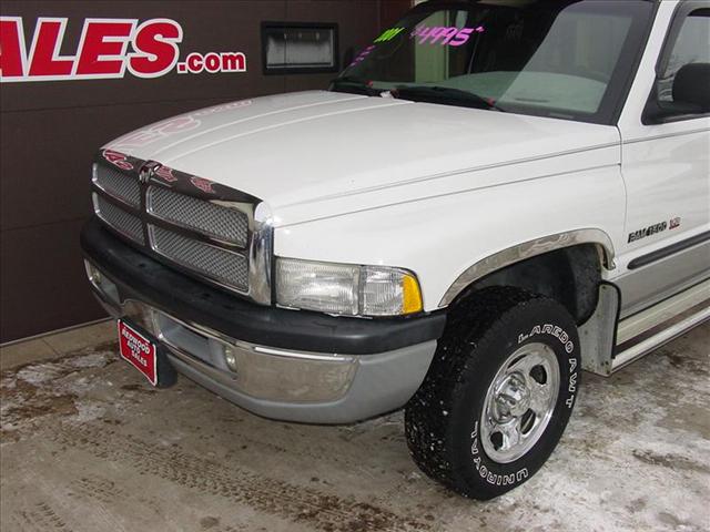 2001 Dodge Ram Pickup SLT