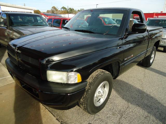 2001 Dodge Ram Pickup SLT