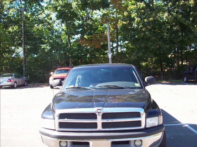 2001 Dodge Ram Pickup Unknown