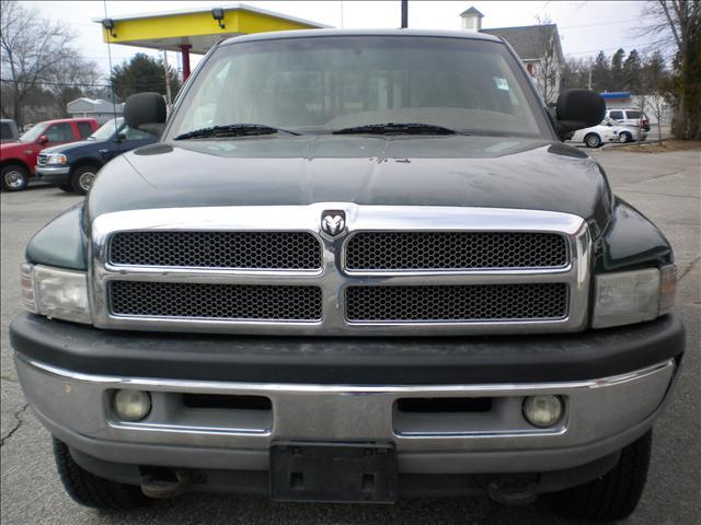 2001 Dodge Ram Pickup 1500 LT 4WD