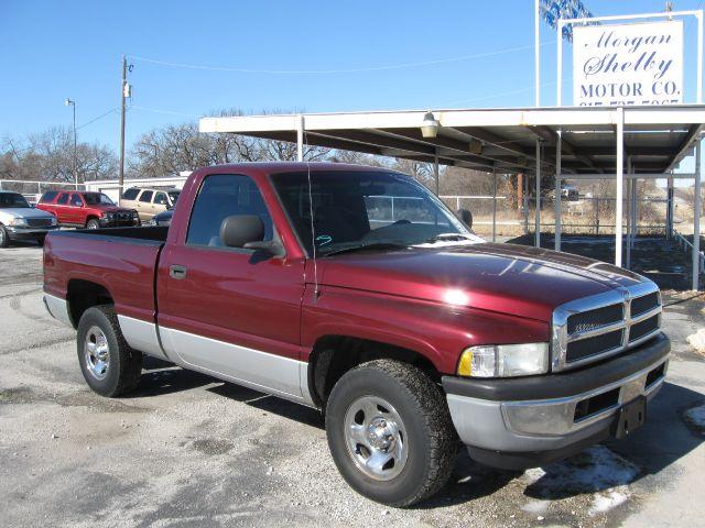 2001 Dodge Ram Pickup T Chairs