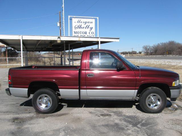 2001 Dodge Ram Pickup T Chairs