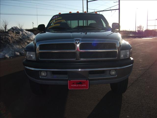 2001 Dodge Ram Pickup Base