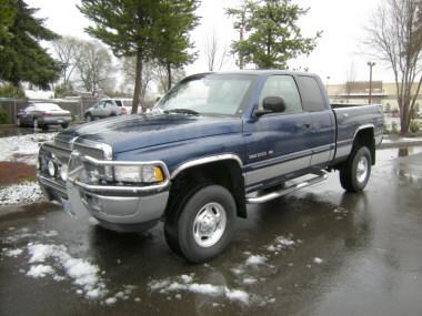 2001 Dodge Ram Pickup SLT