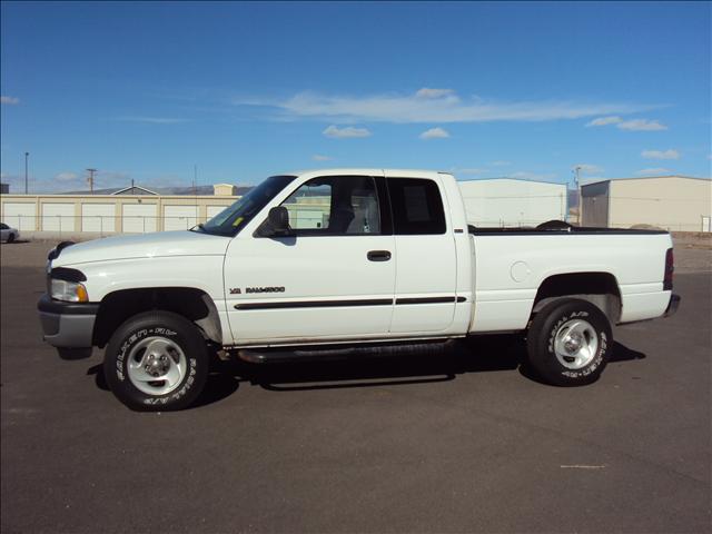 2001 Dodge Ram Pickup Base