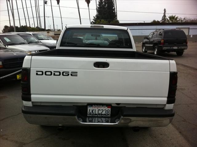 2001 Dodge Ram Pickup Base