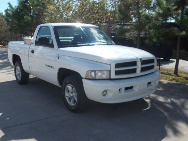 2001 Dodge Ram Pickup Water Truck