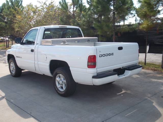 2001 Dodge Ram Pickup Water Truck