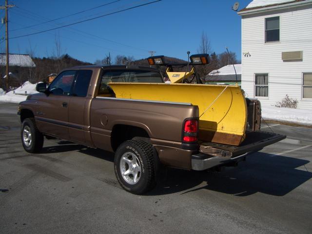 2001 Dodge Ram Pickup 1500 LT 4WD