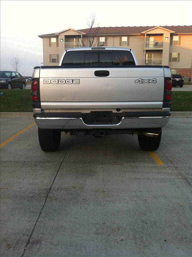 2001 Dodge Ram Pickup 5dr HB (SE)