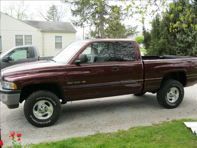 2001 Dodge Ram Pickup Base --gps Navigation