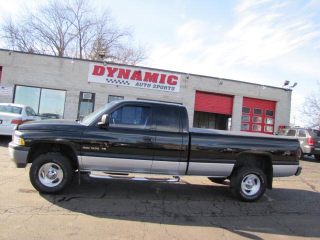 2001 Dodge Ram Pickup BOX