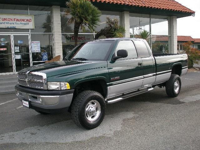 2001 Dodge Ram Pickup Crew Cab Standard Box 4-wheel Drive LTZ