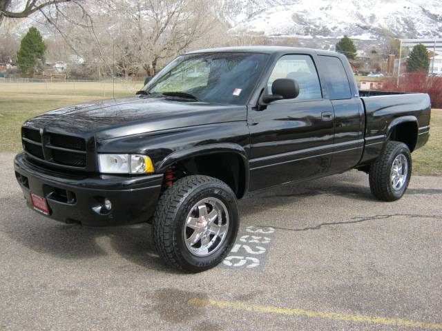 2001 Dodge Ram Pickup 5 Door Turbo