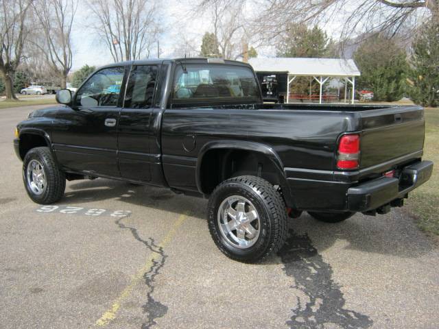 2001 Dodge Ram Pickup 5 Door Turbo