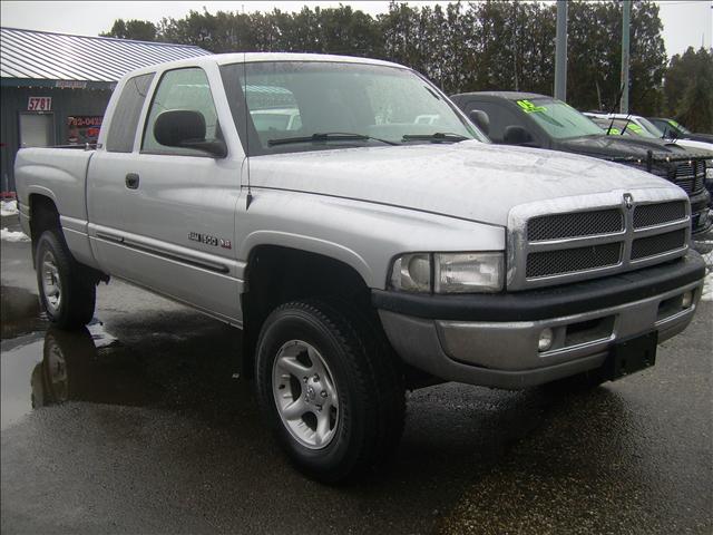 2001 Dodge Ram Pickup Crew Cab Standard Box 4-wheel Drive LTZ