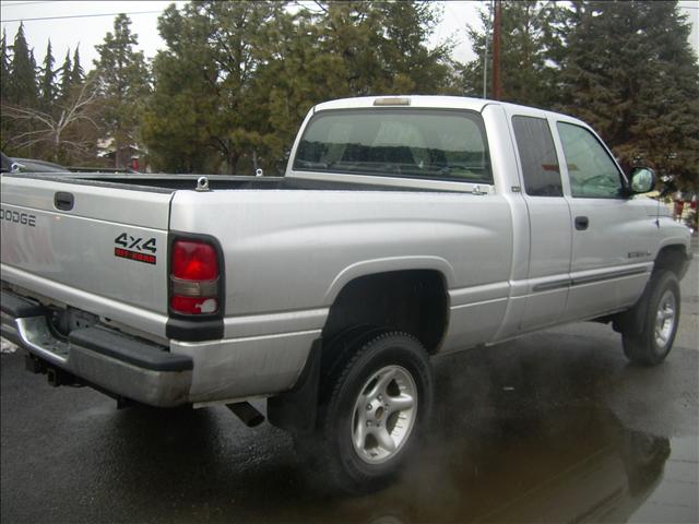 2001 Dodge Ram Pickup Crew Cab Standard Box 4-wheel Drive LTZ