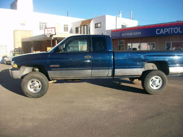 2001 Dodge Ram Pickup SLT