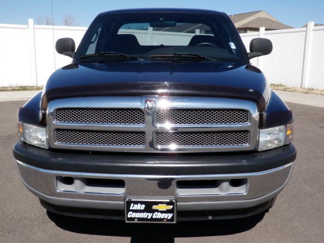 2001 Dodge Ram Pickup SLT