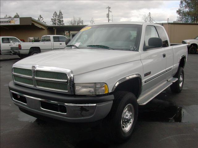 2001 Dodge Ram Pickup HT