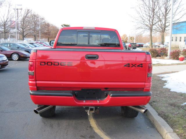 2001 Dodge Ram Pickup Base