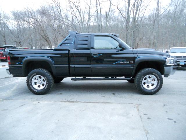 2001 Dodge Ram Pickup C230 1.8K