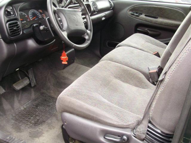 2001 Dodge Ram Pickup Base