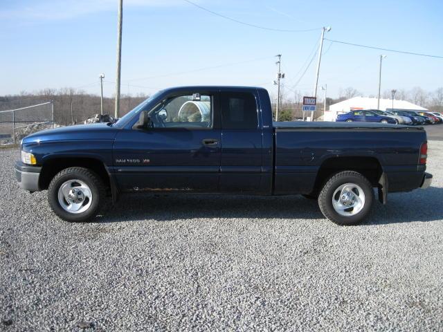 2001 Dodge Ram Pickup Crew Cab 4-wheel Drive LTZ