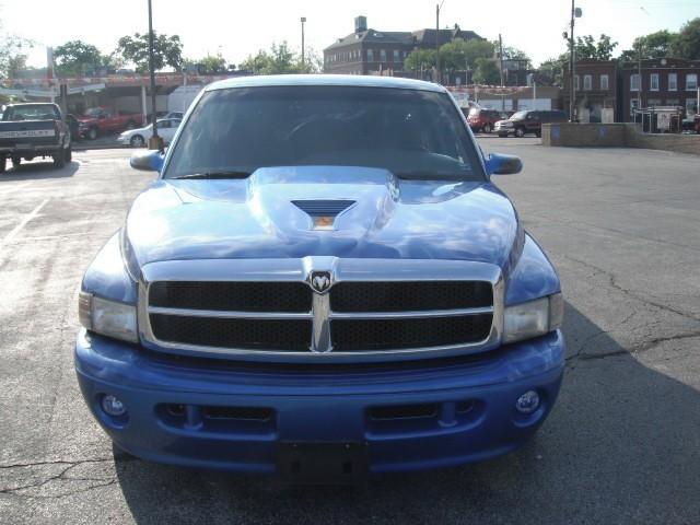 2001 Dodge Ram Pickup SLT