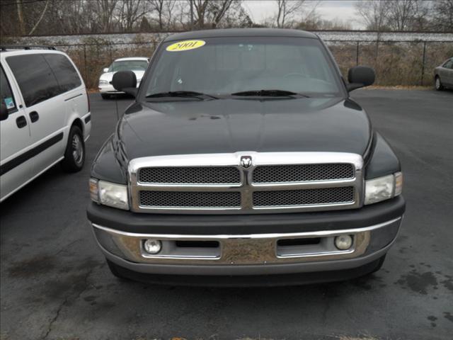 2001 Dodge Ram Pickup Base