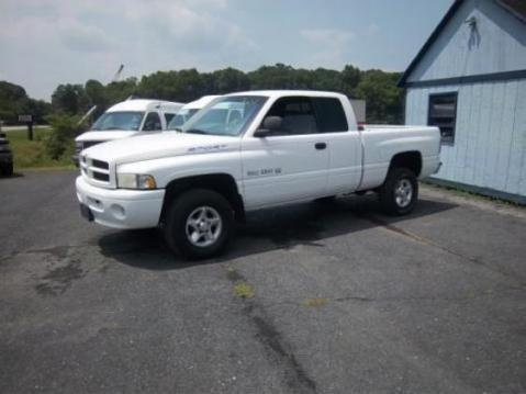 2001 Dodge Ram Pickup Base