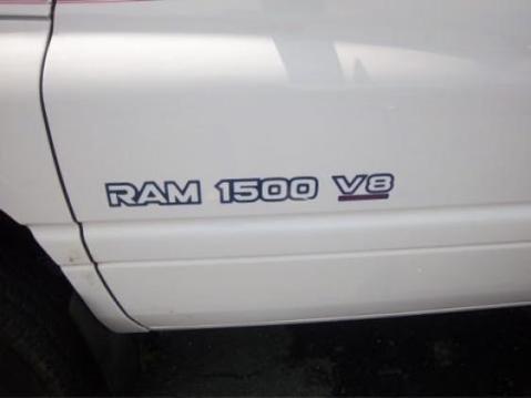 2001 Dodge Ram Pickup Base