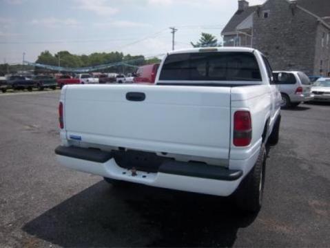 2001 Dodge Ram Pickup Base