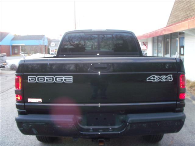 2001 Dodge Ram Pickup 1500 LT 4WD