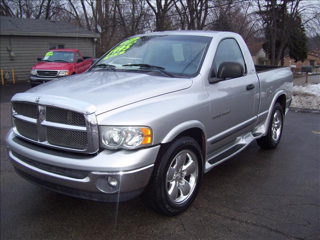 2002 Dodge Ram Pickup Base