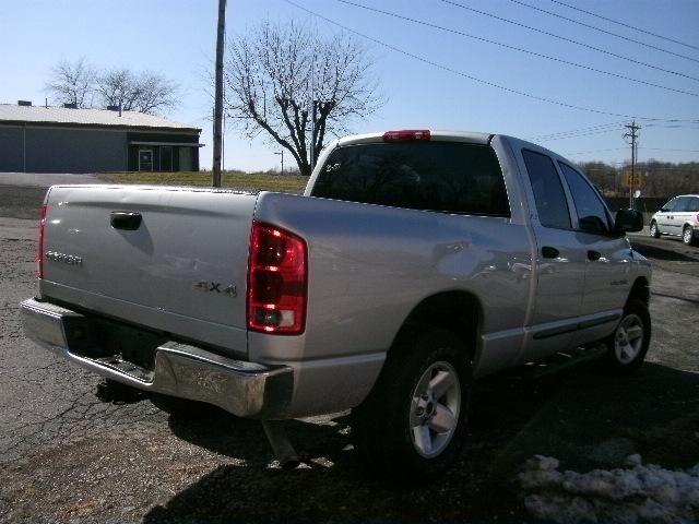 2002 Dodge Ram Pickup SLT