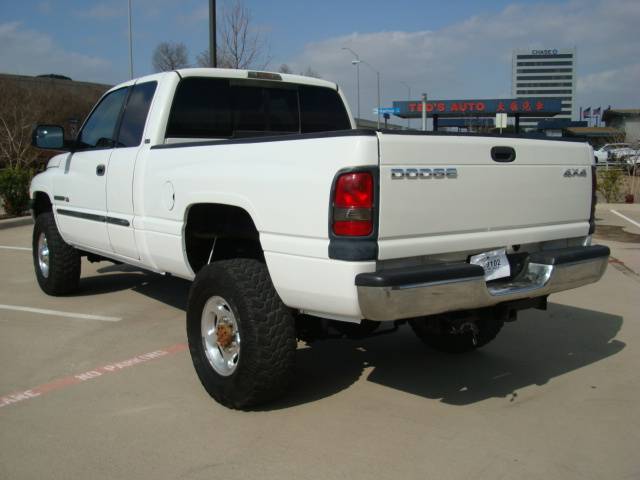 2002 Dodge Ram Pickup SLT