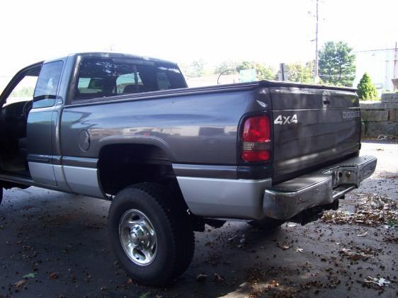 2002 Dodge Ram Pickup Base