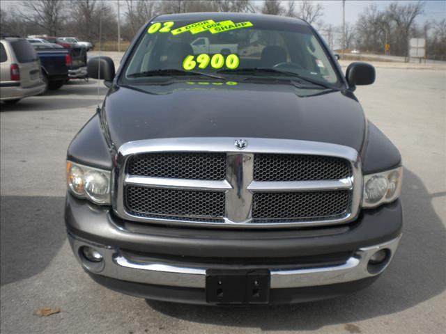 2002 Dodge Ram Pickup Base