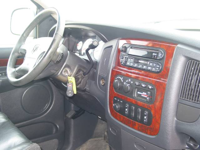 2002 Dodge Ram Pickup Technologyentertainment Pkg