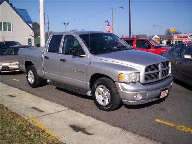 2002 Dodge Ram Pickup LS 4DR Sedan