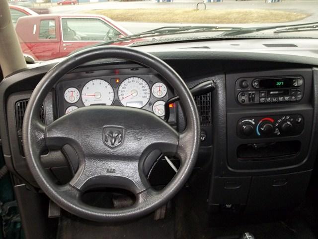 2003 Dodge Ram Pickup Sport