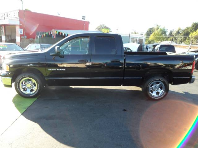 2003 Dodge Ram Pickup SLT