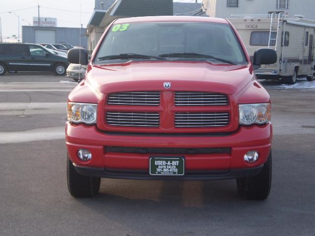 2003 Dodge Ram Pickup SL2