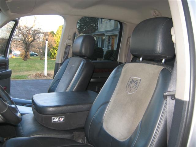 2003 Dodge Ram Pickup Type S W/navigation System