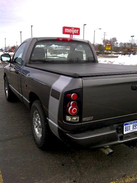 2003 Dodge Ram Pickup SLT