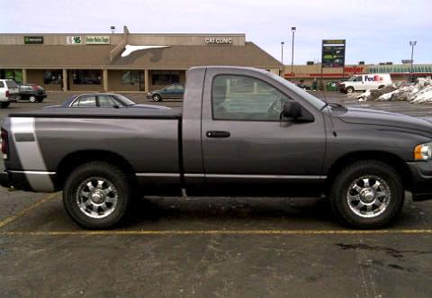 2003 Dodge Ram Pickup SLT