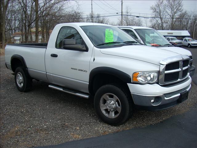 2003 Dodge Ram Pickup SLT