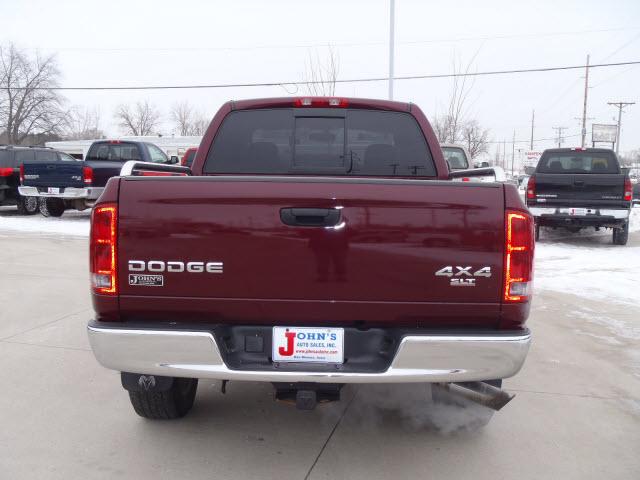 2003 Dodge Ram Pickup 2dr Reg Cab 120.5 WB ST